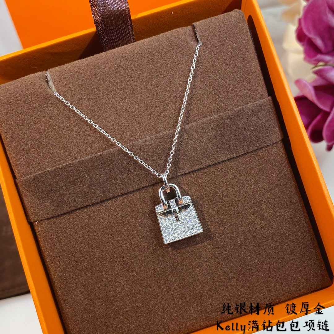 Hermès Classic Kelly Bag Necklace