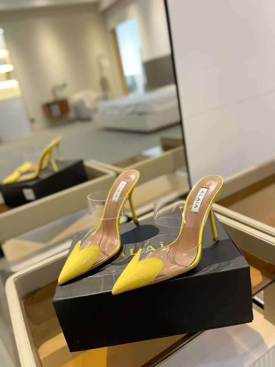 UA ALAÏA Le Coeur Mule Heart-Toe Slingback Pump 10.5cm Heel