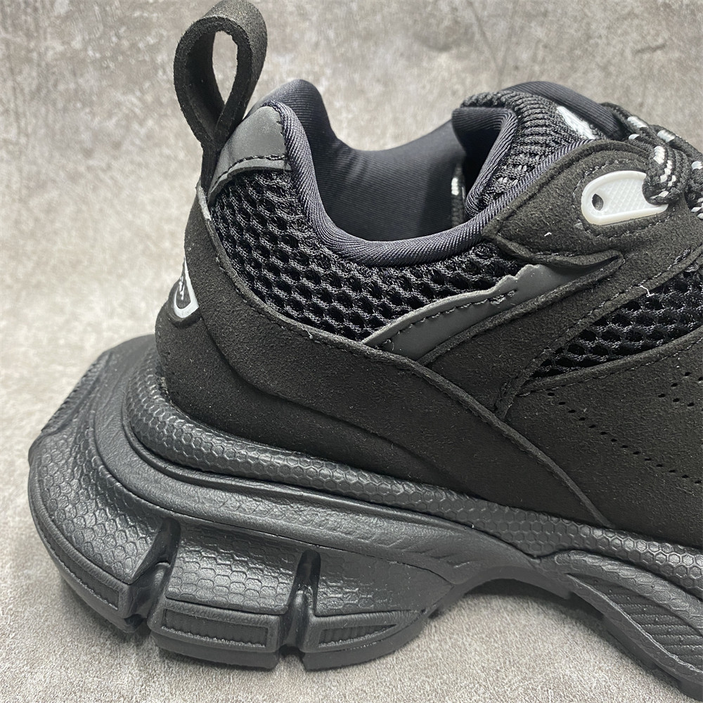 Balenciga  3XL SUEDE BLACK