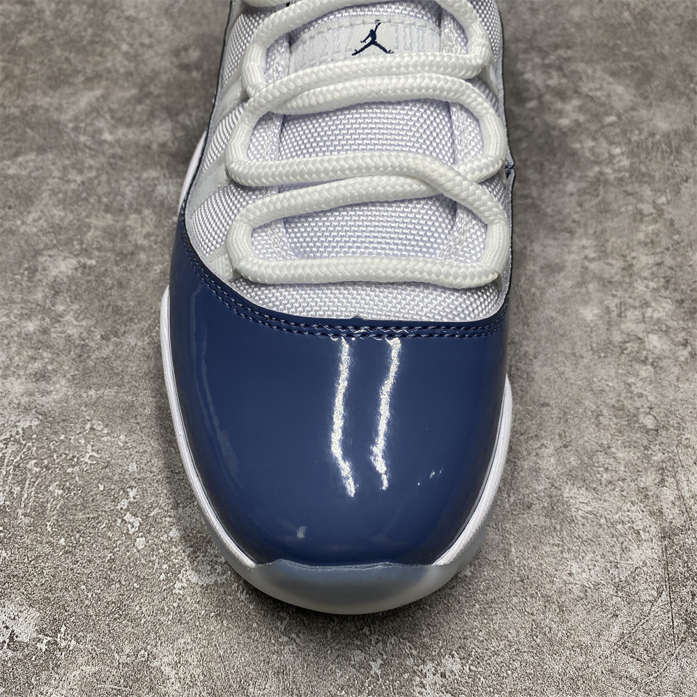 AIR JORDAN 11 RETRO LOW