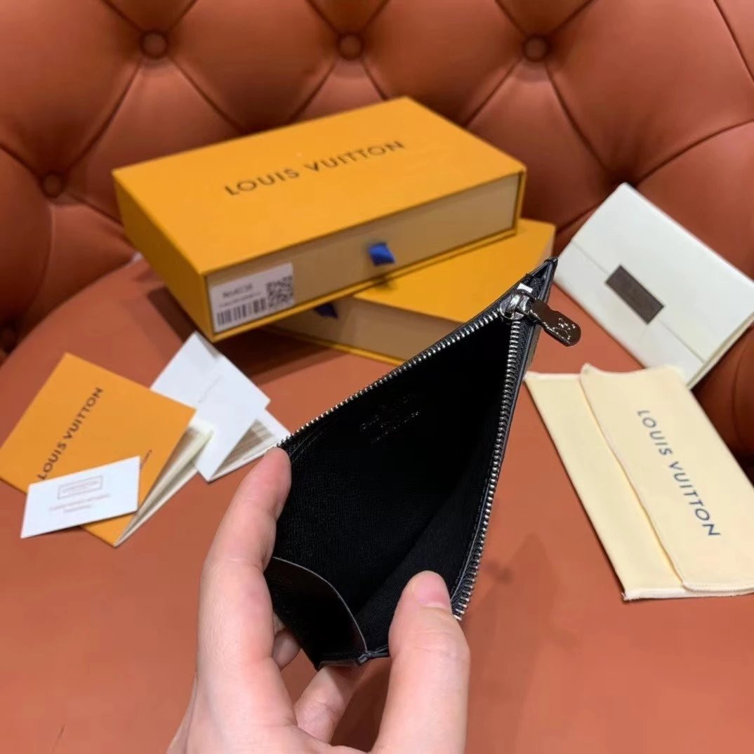 LV Christmas COIN CARD HOLDER M30271