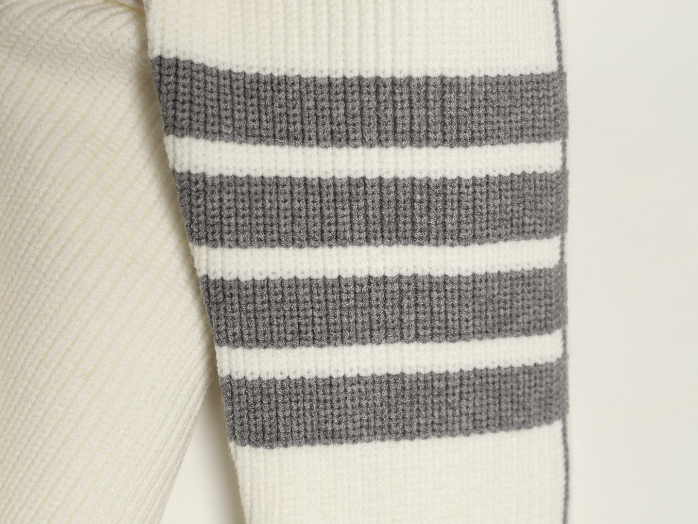 Thom Browne TB 23Ss Sweaters