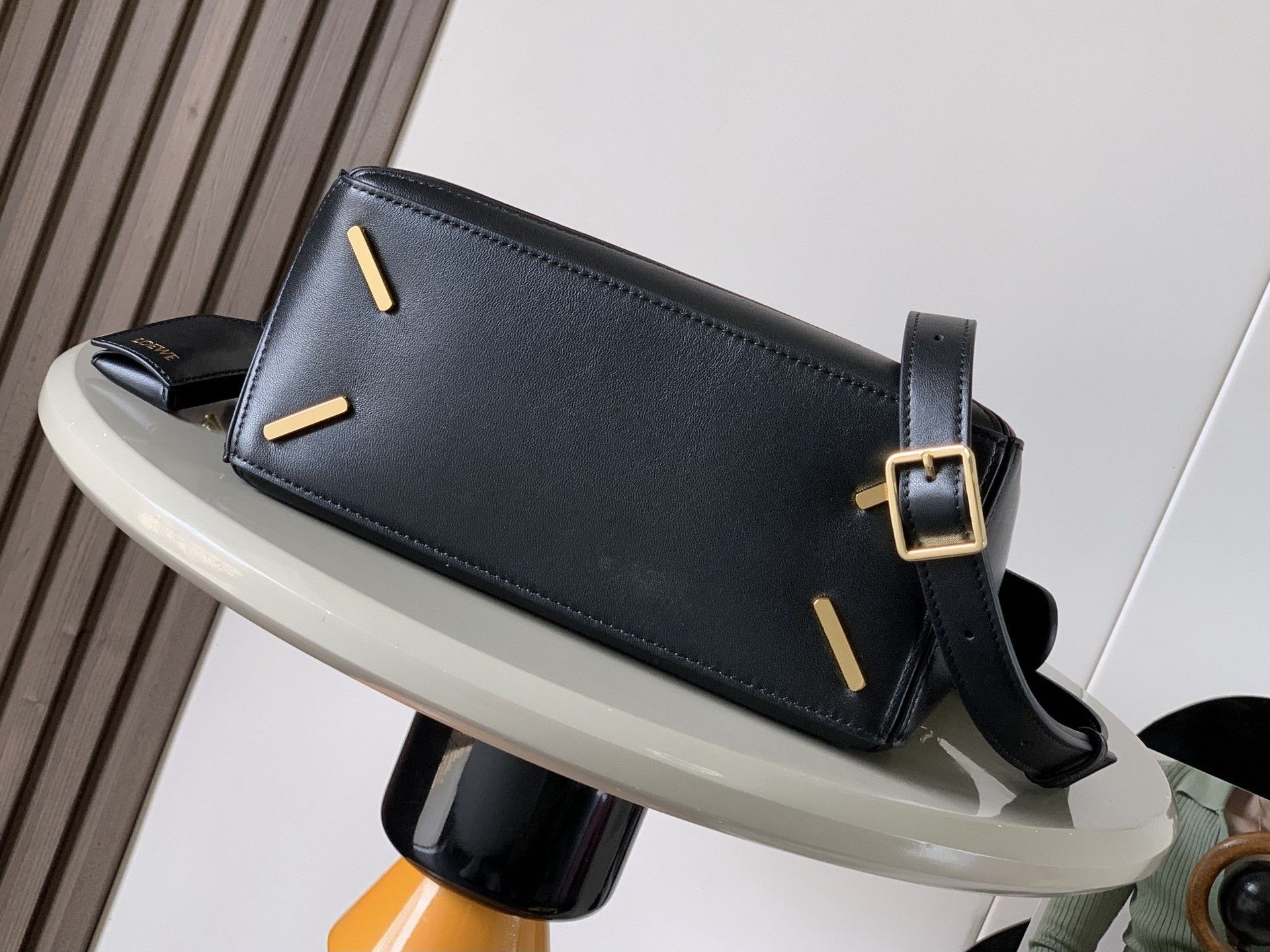 L0ew* small featherlight puzzle bag in nappa lambskin 16.5x24x10.5cm