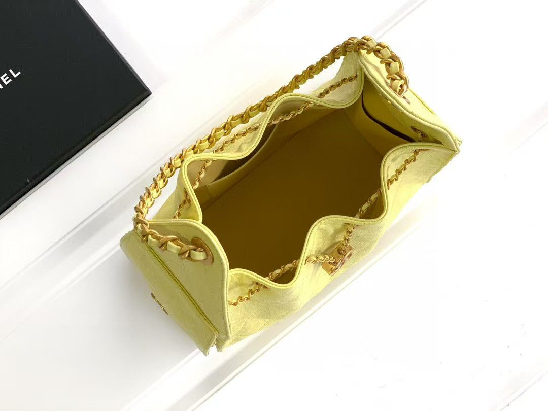 Ch*el 25c bucket bag 26x30x14cm