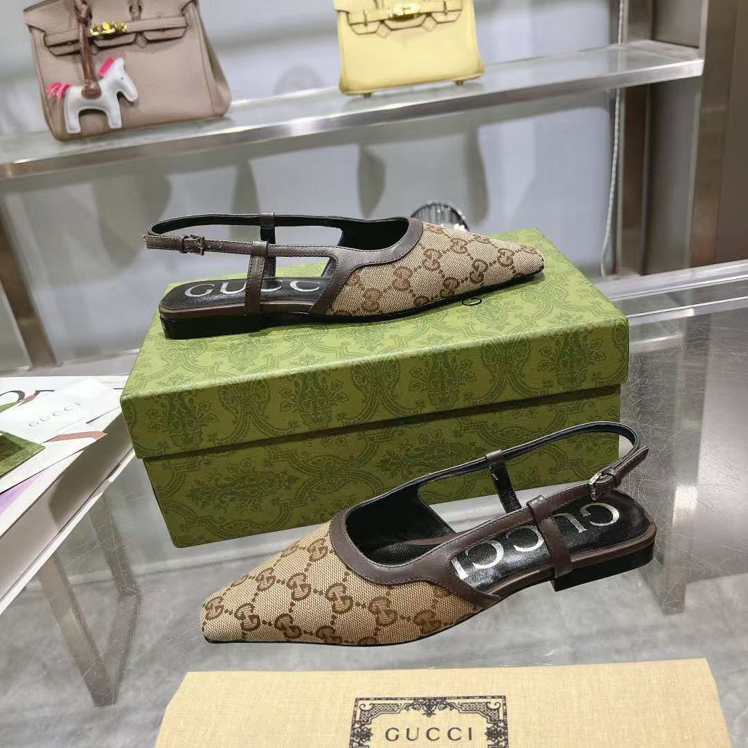 ua G*u*i demi slingback flat