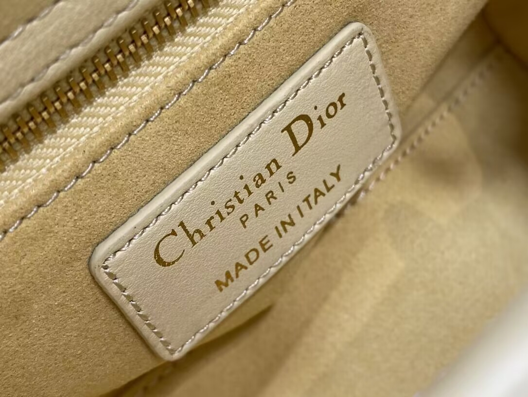 D*or classic lady 17×7×15cm