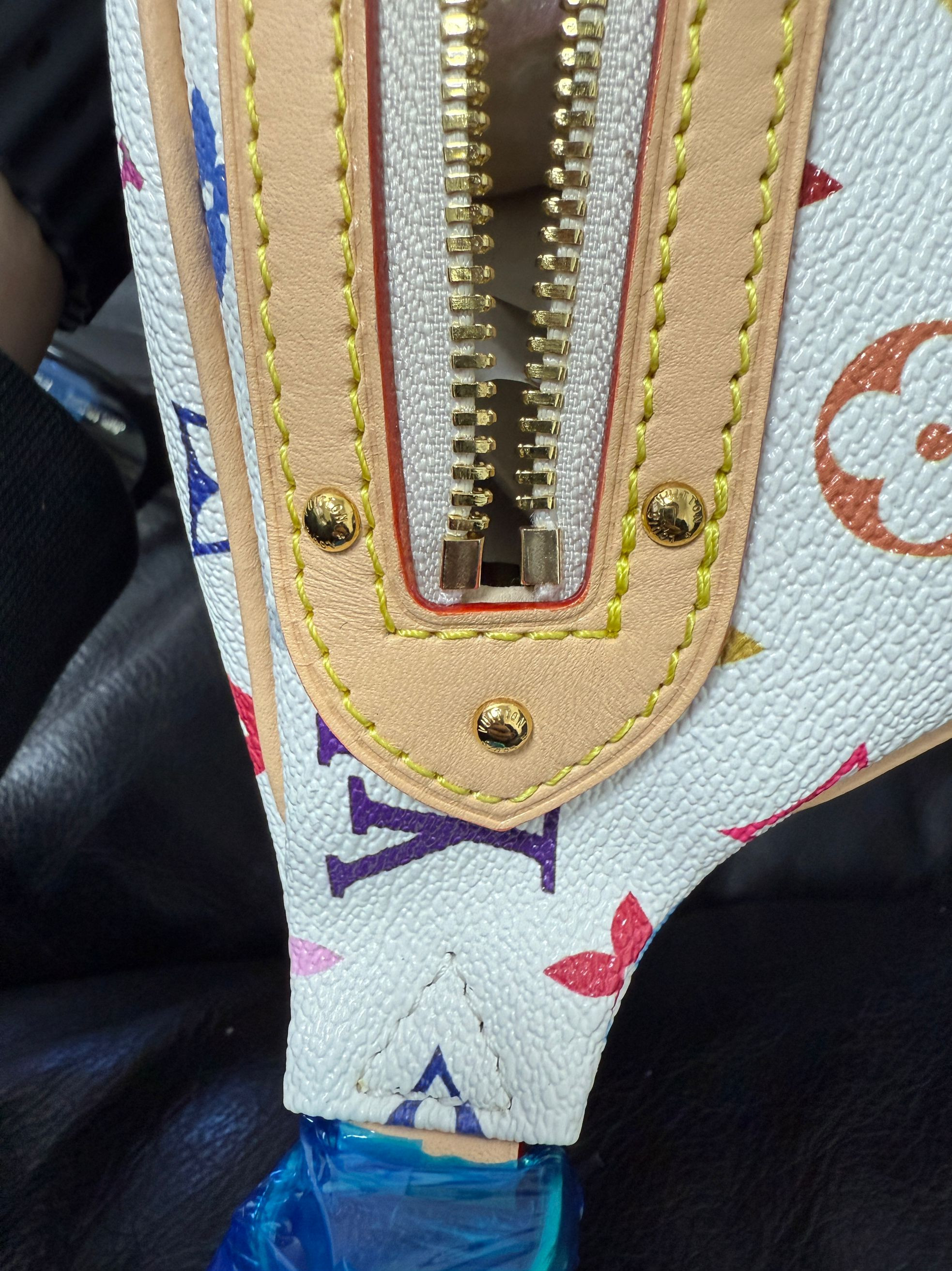 LV HIGH RISE M13660 16x8x38cm