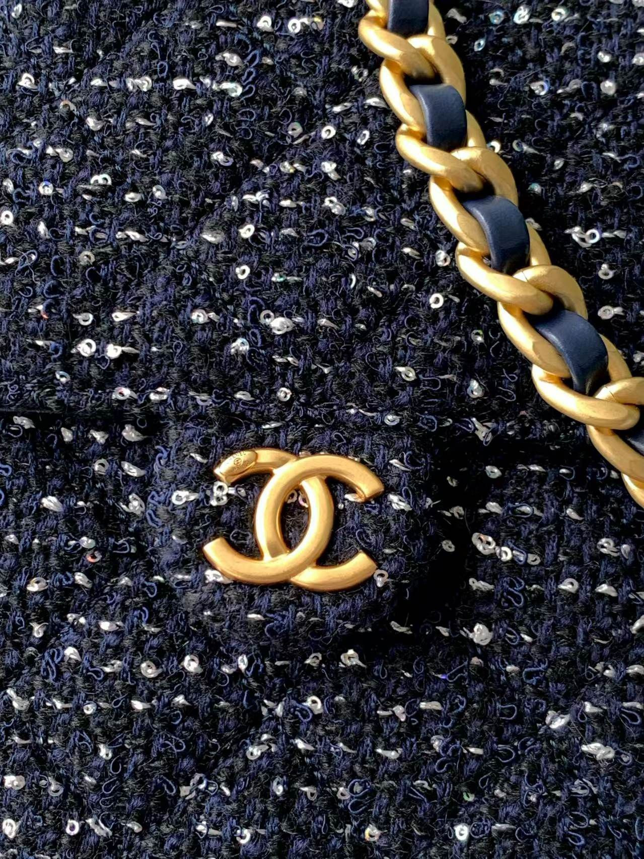 Ch*el 25 bucket tweed bag 26x30x14cm