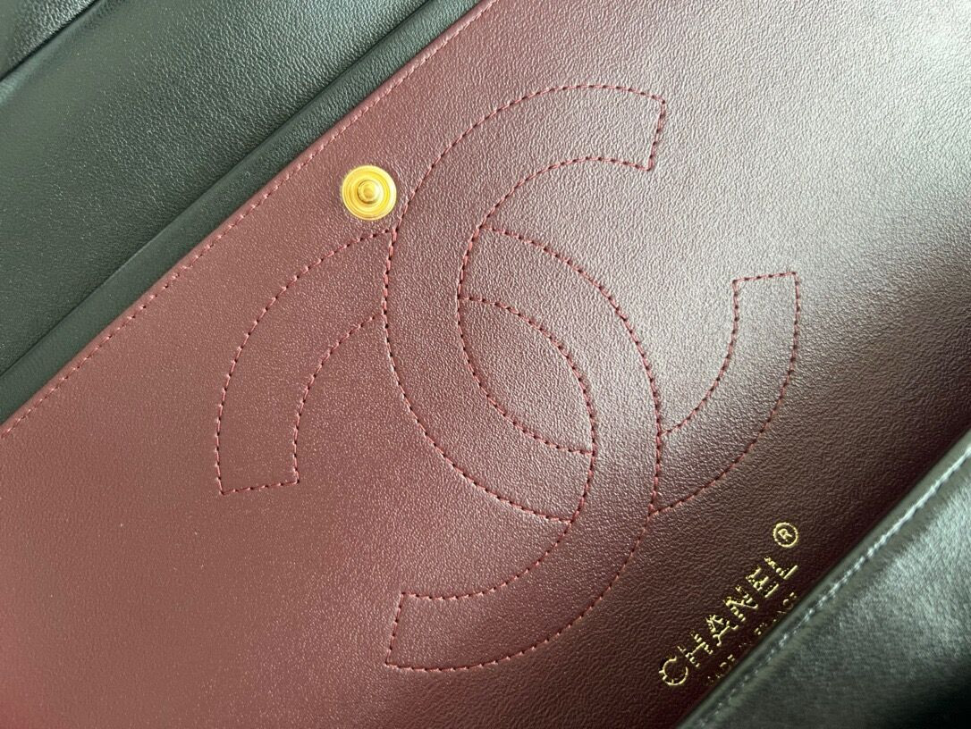 Ch*el classic flap jumbo 30cm cf shiny black 7.6 × 11.7 × 3.9 in