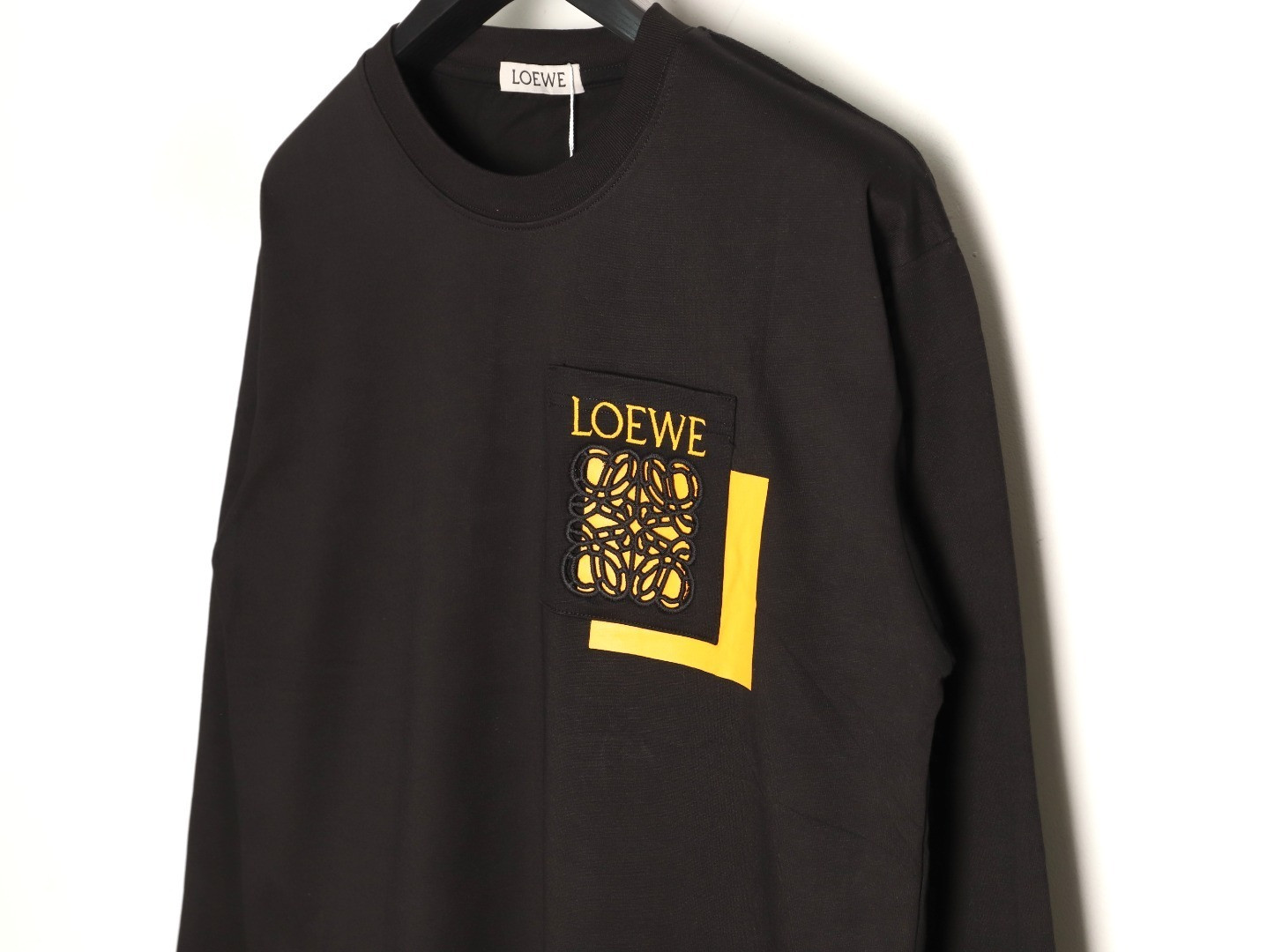 L0ew* 25fw long-sleeved t-shirt
