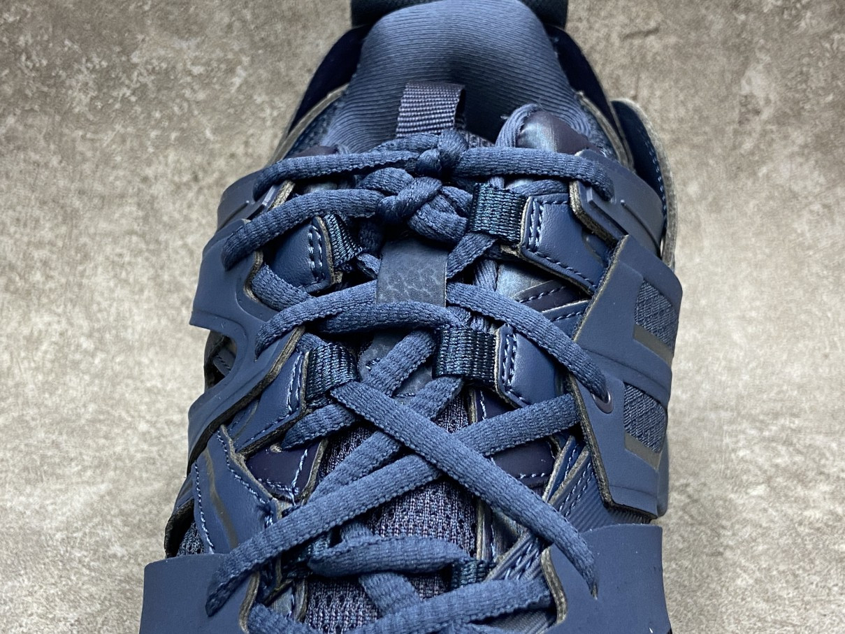 Balenciga Track Blue Pearl