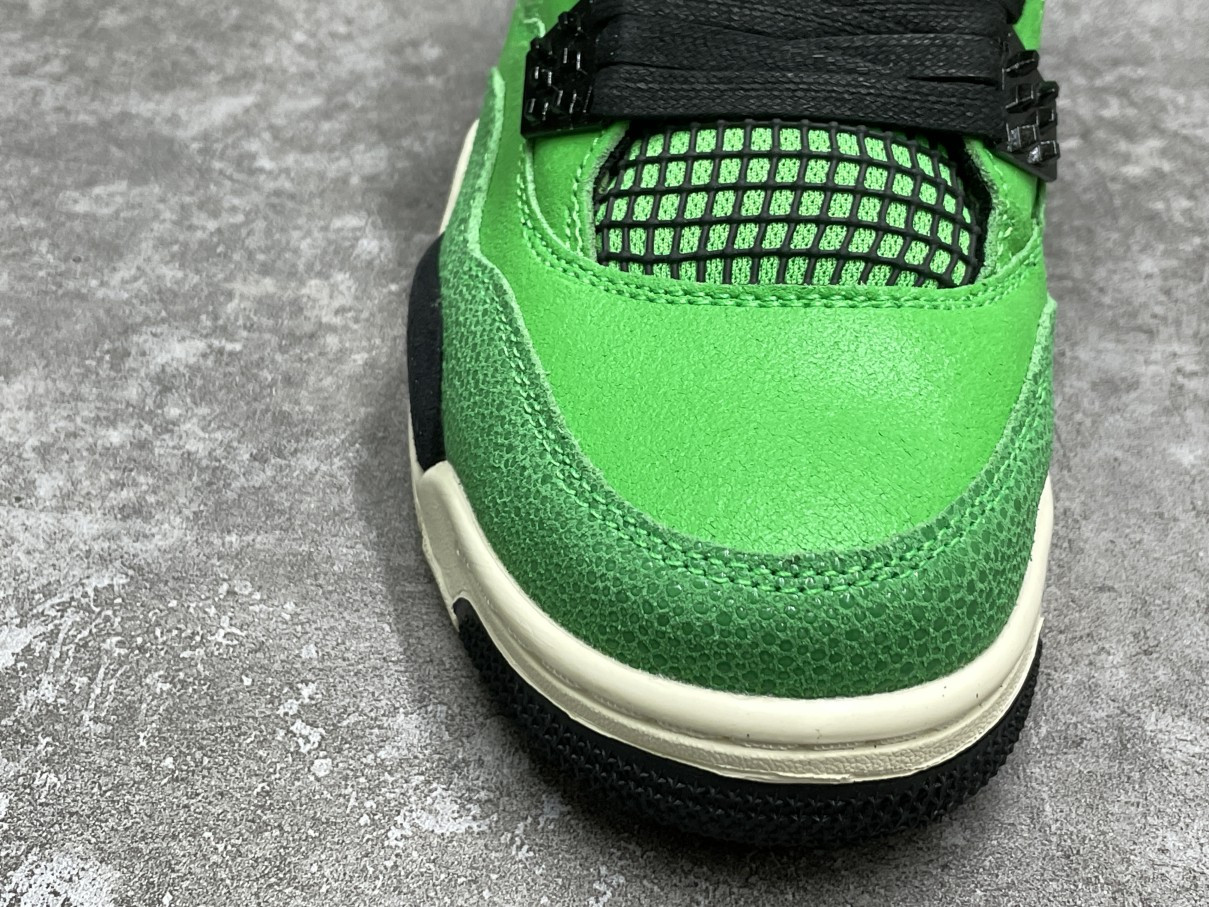 Air Jordan 4 Retro Manila