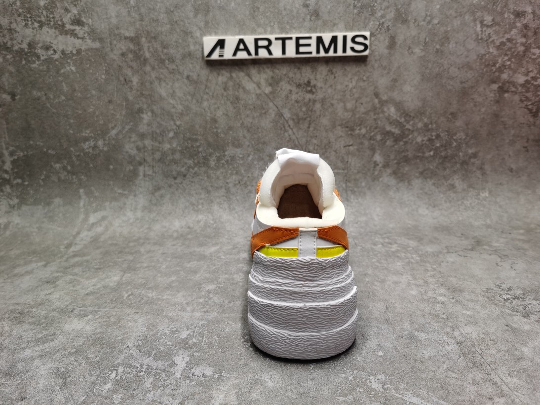 Nike Sacai x Blazer Low Magma Orange