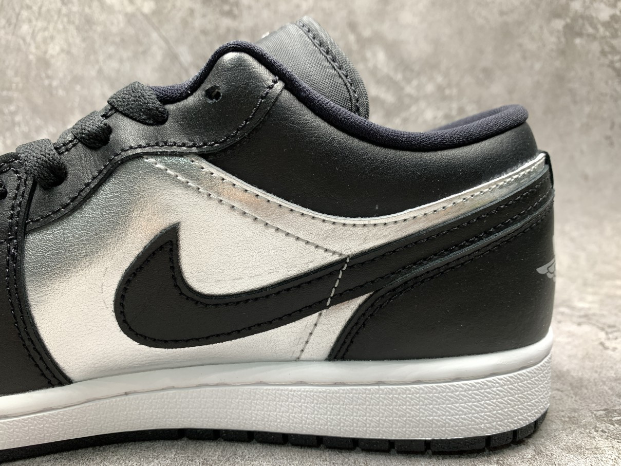 Air Jordan 1 Low SE Black Metallic Silver