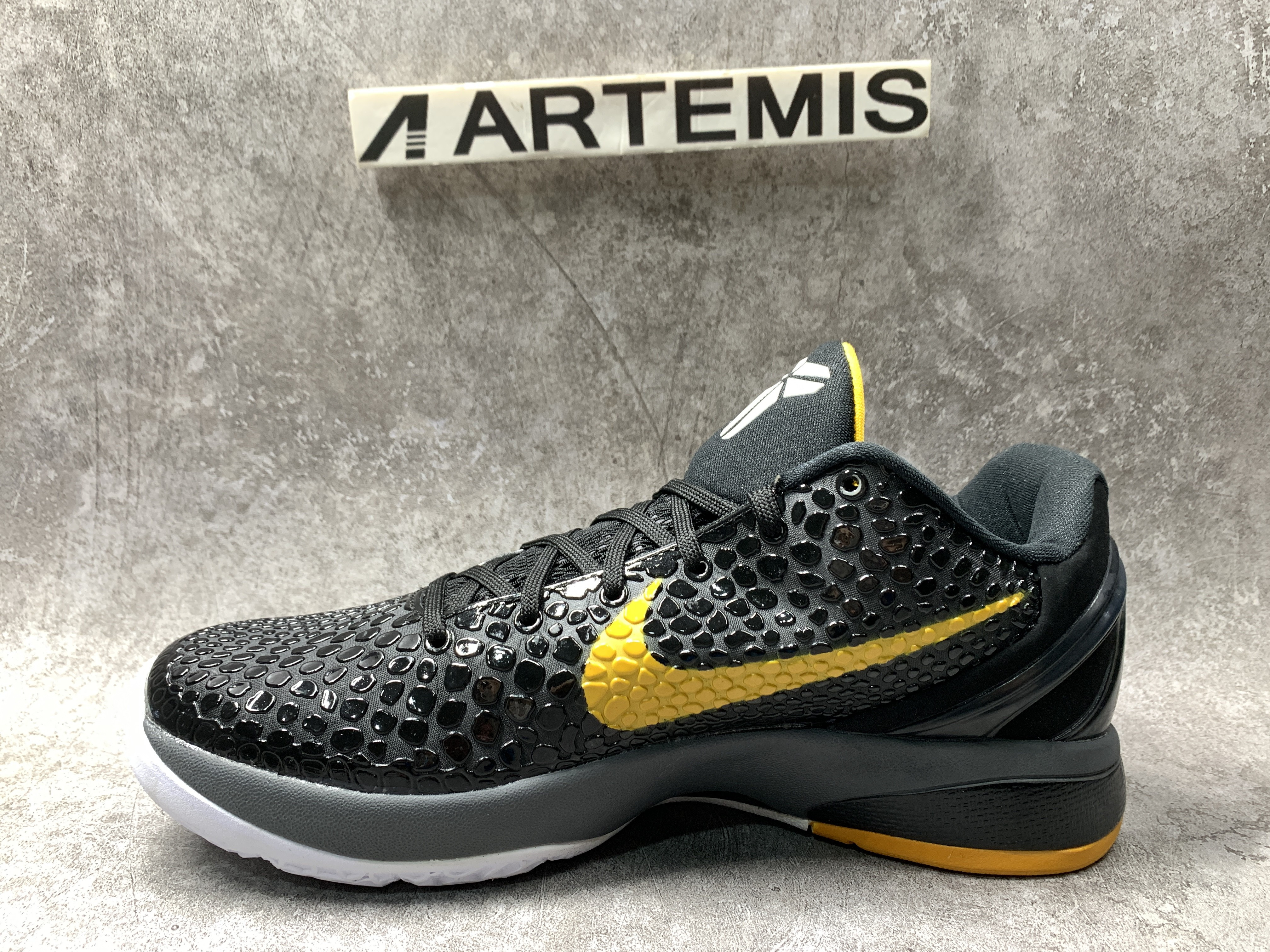 Nike Zoom Kobe 6 Black Del Sol