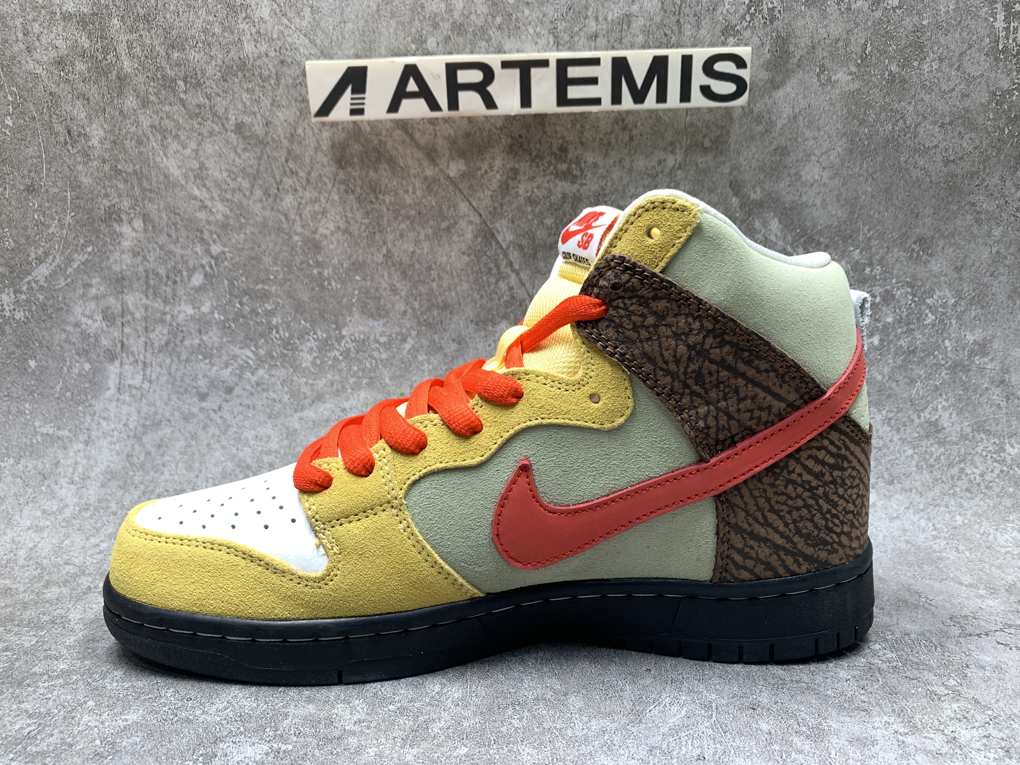 Nike SB Dunk High Color Skates Kebab and Destroy