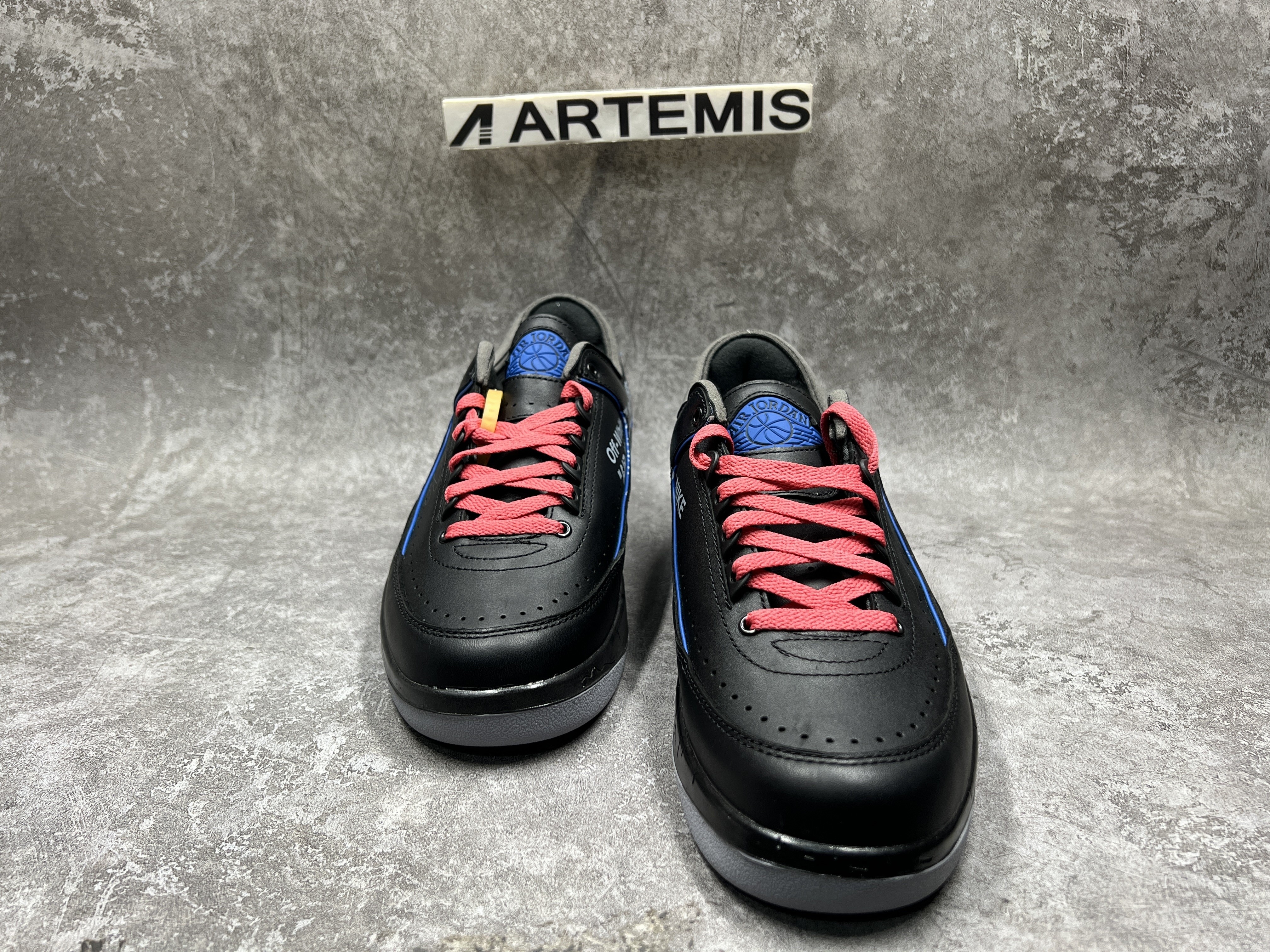 Air Jordan 2 Retro Low SP Off-White Black Blue