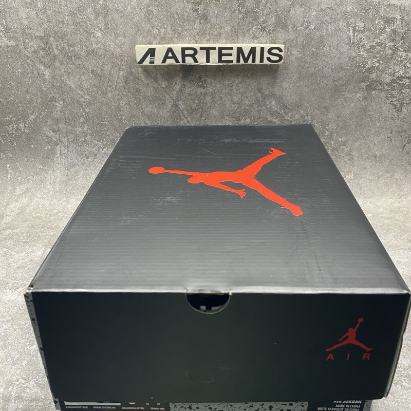 Air Jordan 6 Retro UNC