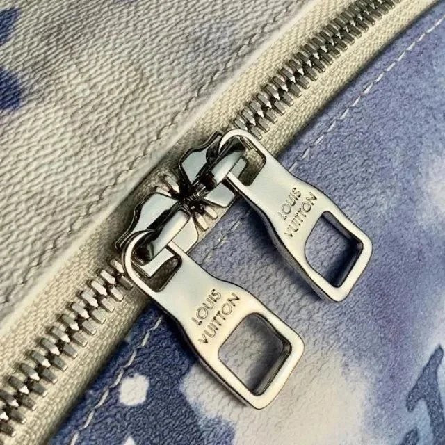 LV DISCOVERY BACKPACK M45760