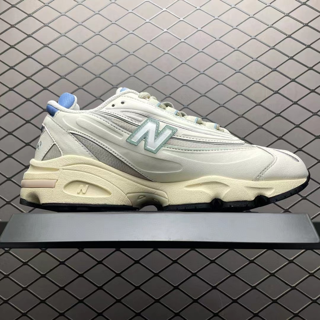 UA New Balance 1000 Angora Moonrock