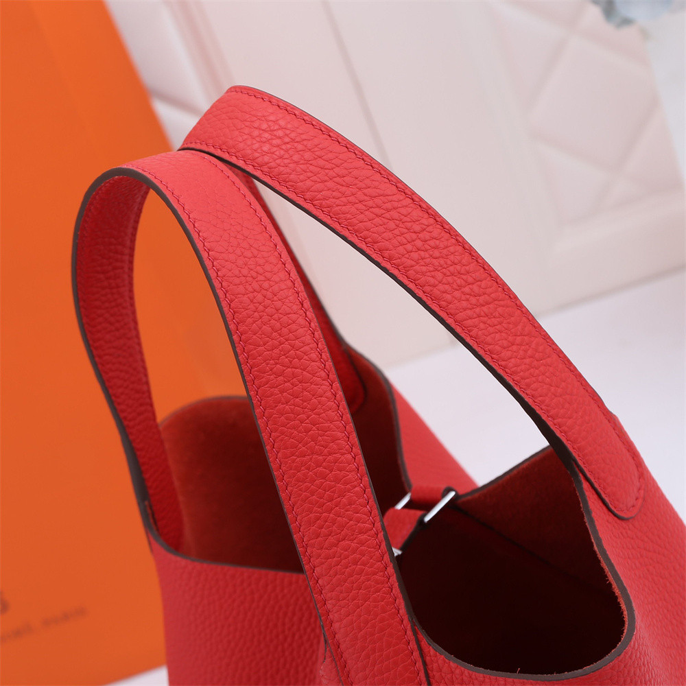 Hermès Picotin 18cm bright red without original box