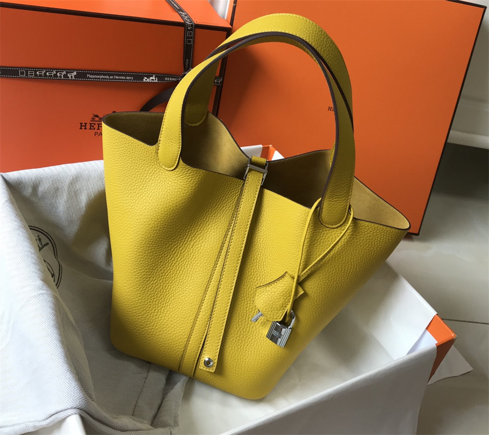 Hermès Picotin 18cm amber yellow without original box