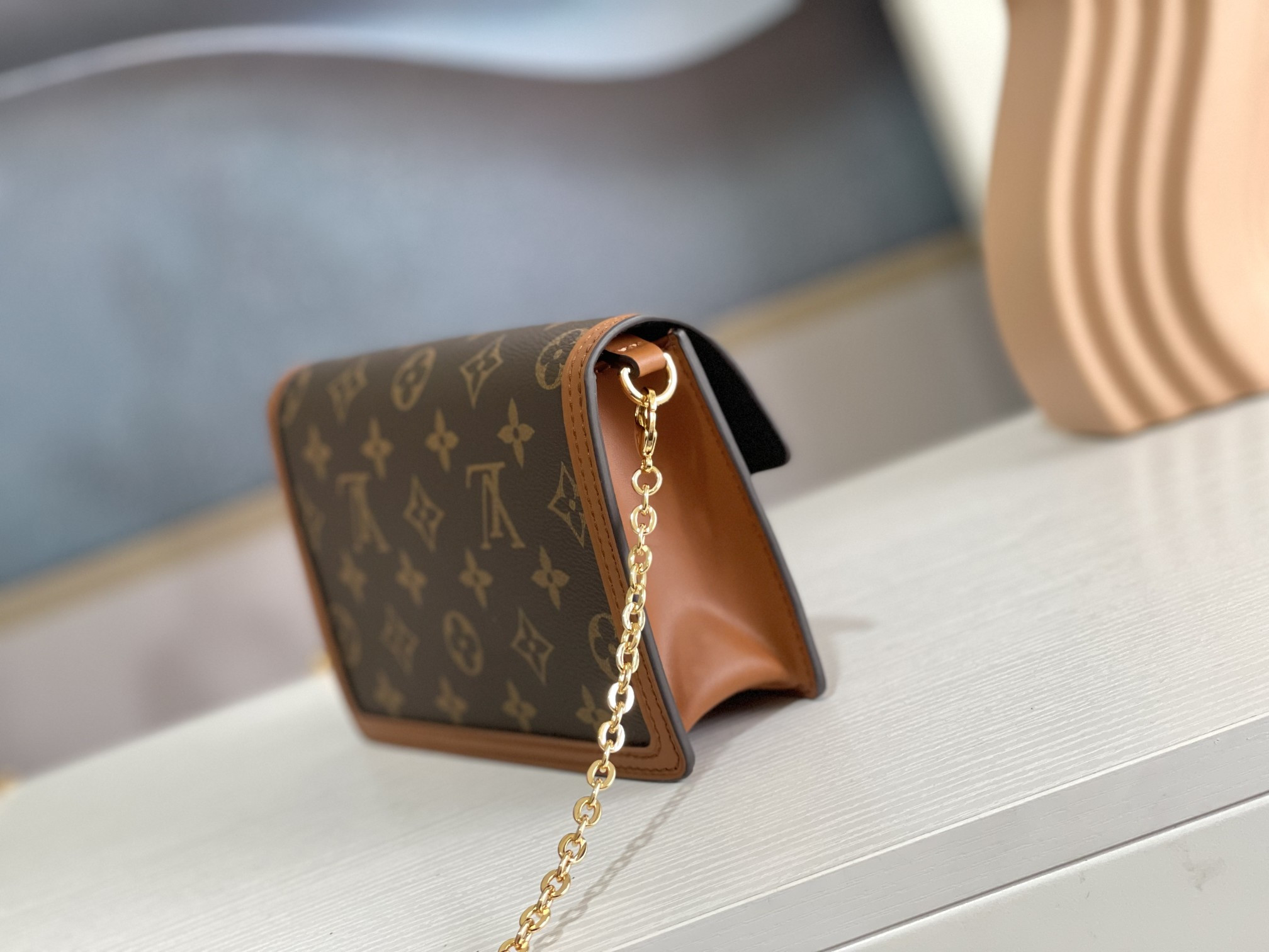 LV M68746 Dauphine Chain Wallet 7.3 x 4.7 x 2 inches