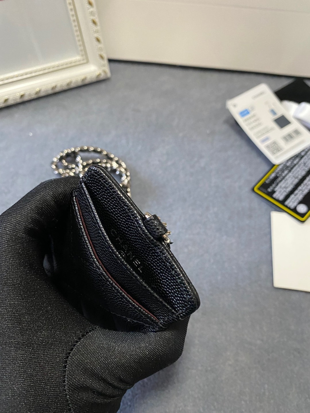 Ch*el card holder 10.5 x7 x 0.5cm