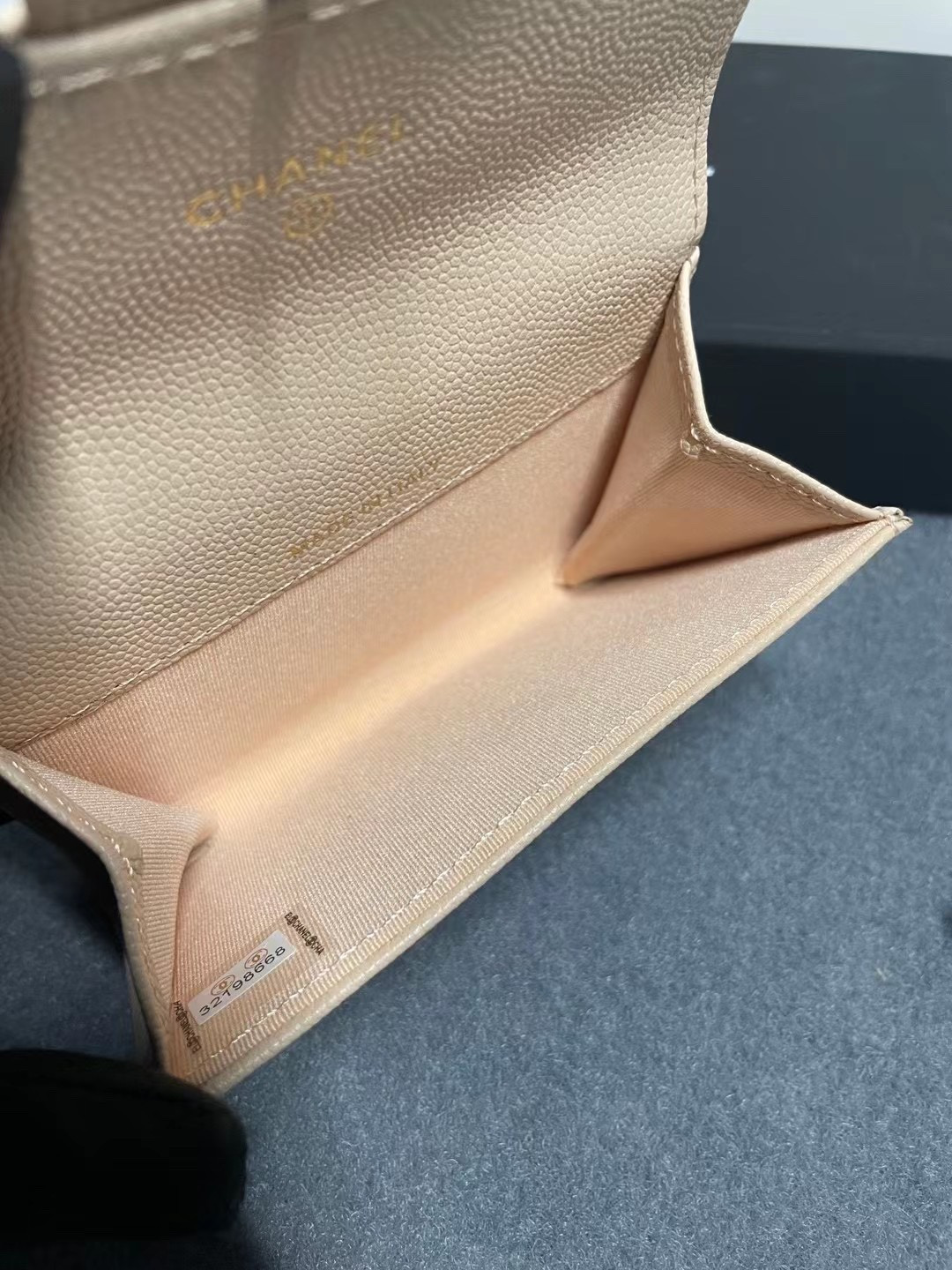 Ch*el card holder 11.3 x 7.5 x 2.5 cm