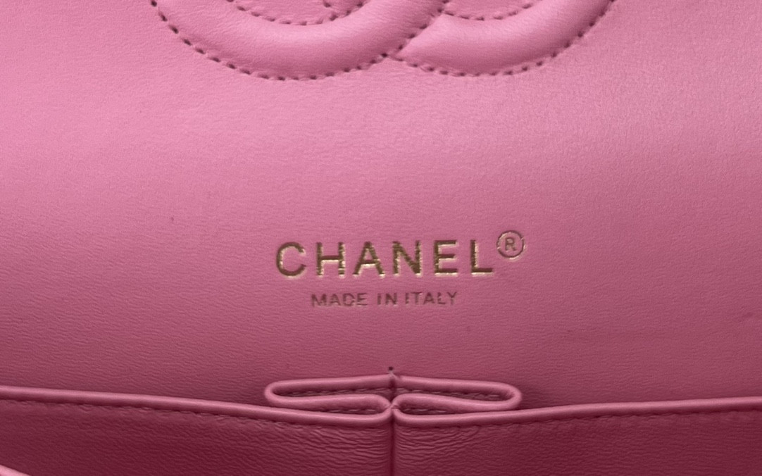 Ch*el classic 11.12 handbag tweed & gold-tone metal   6 × 9.9 × 2.5 in