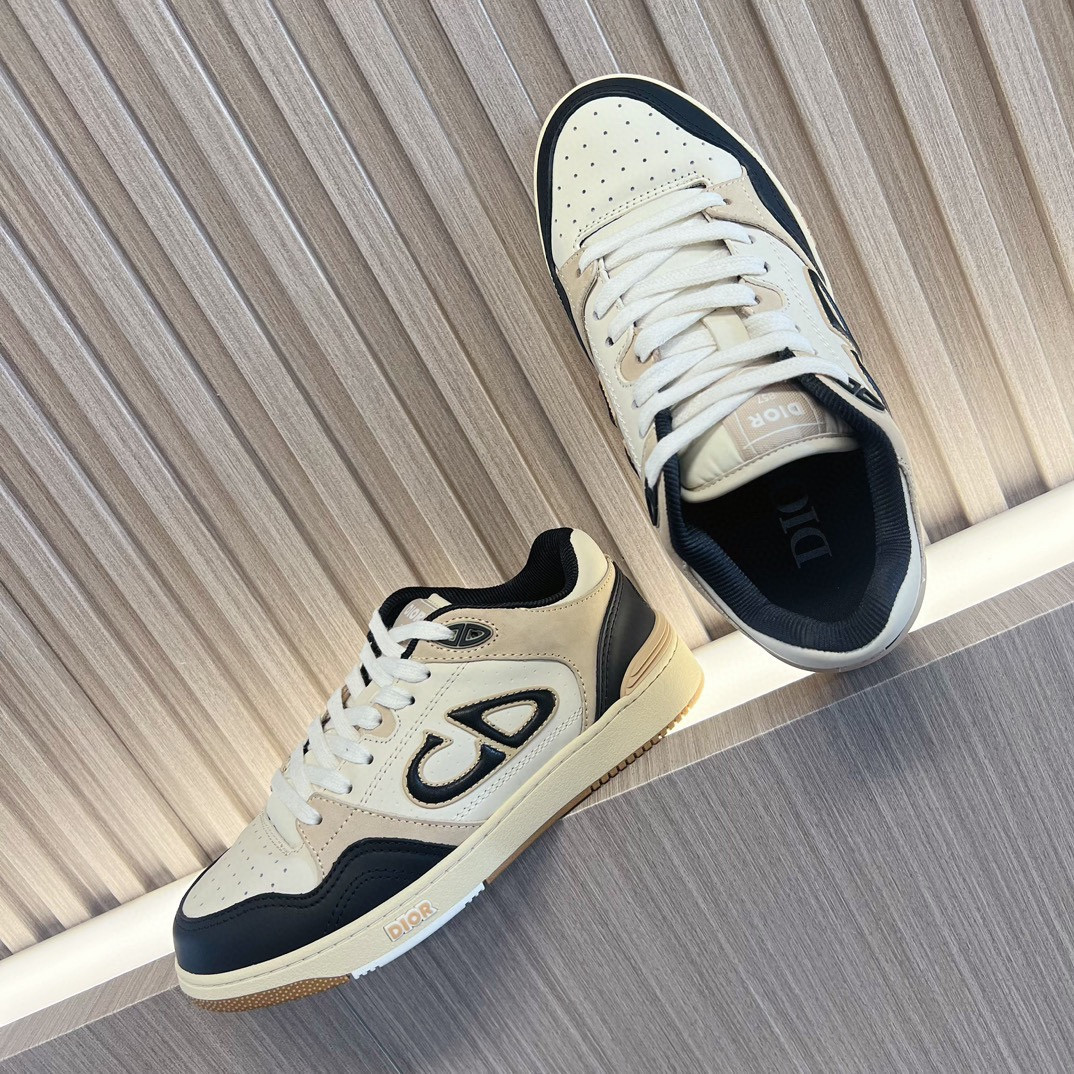 ua D*or b57 low-top sneaker