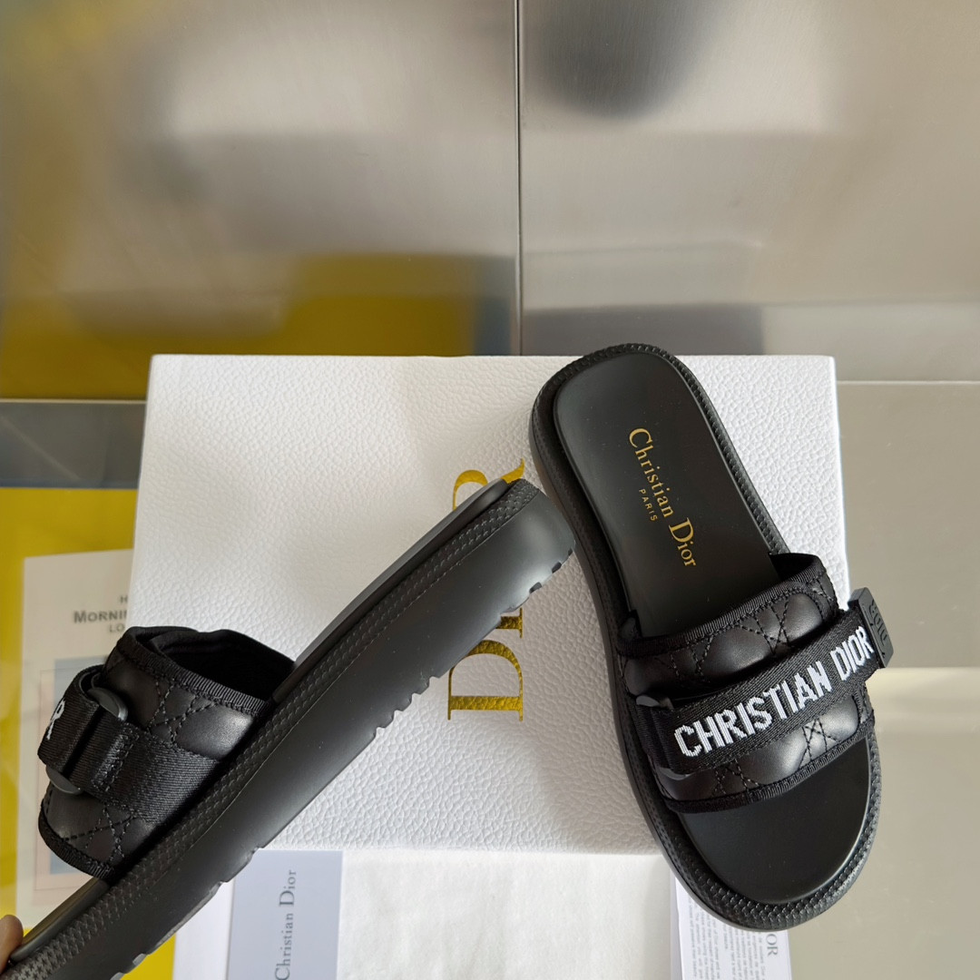 ua D*oriviera dio(r)evolution slide black