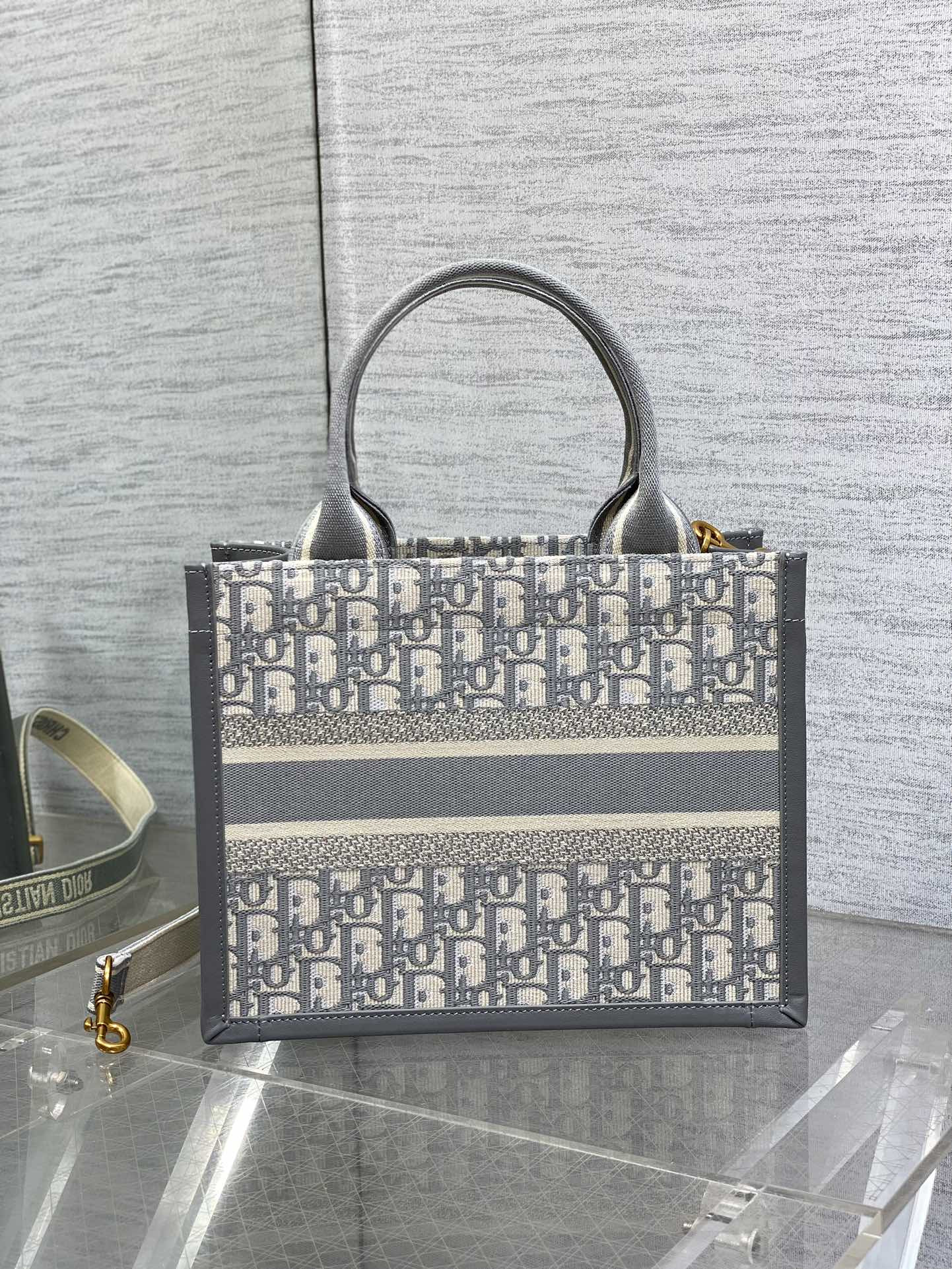 D*or small D*or book tote gray D*or oblique embroidery and calfskin 26.5 x 21 x 14 cm