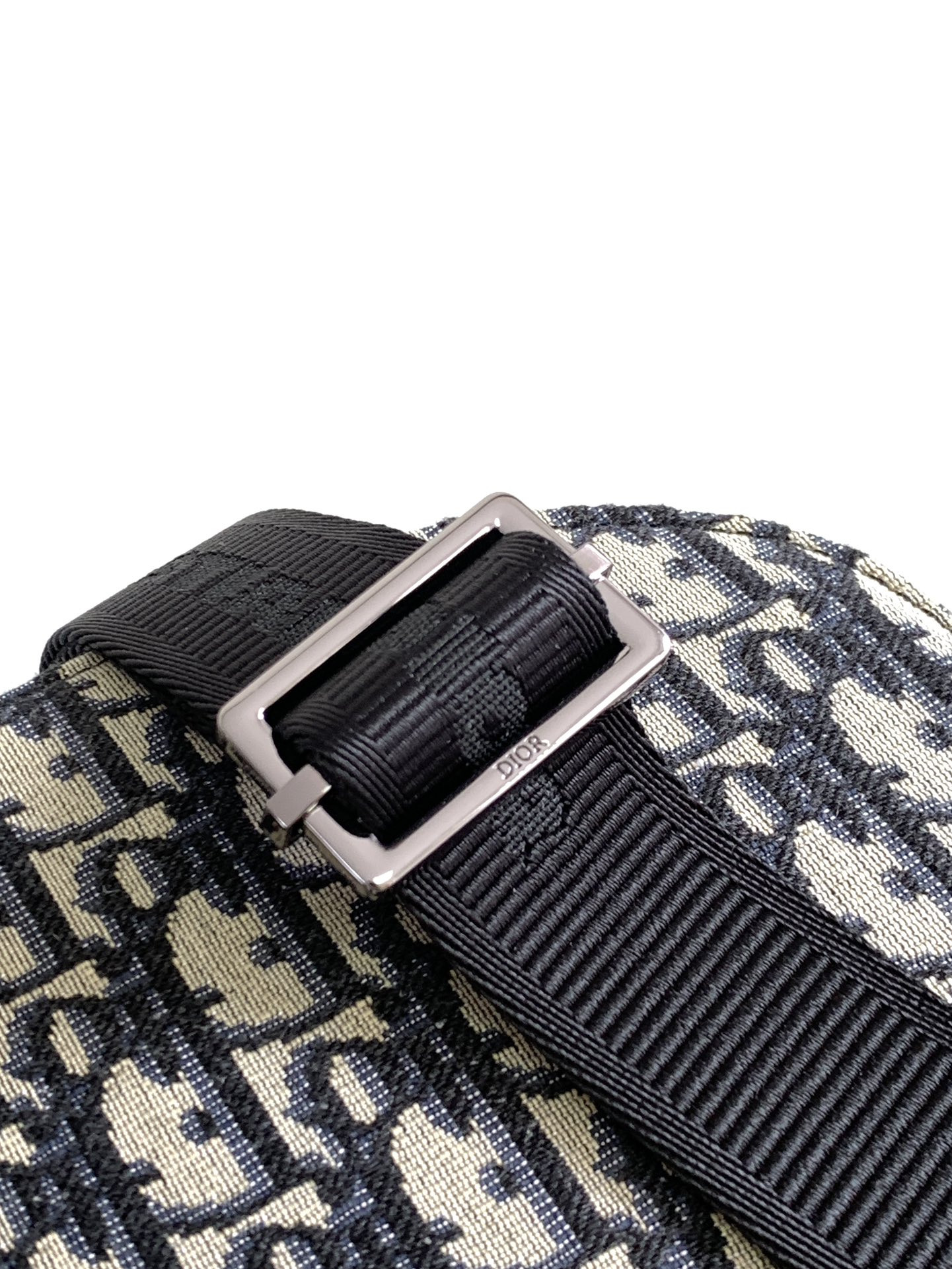 D*or saddle messenger bag 24 x 16.5 x 5.5 cm