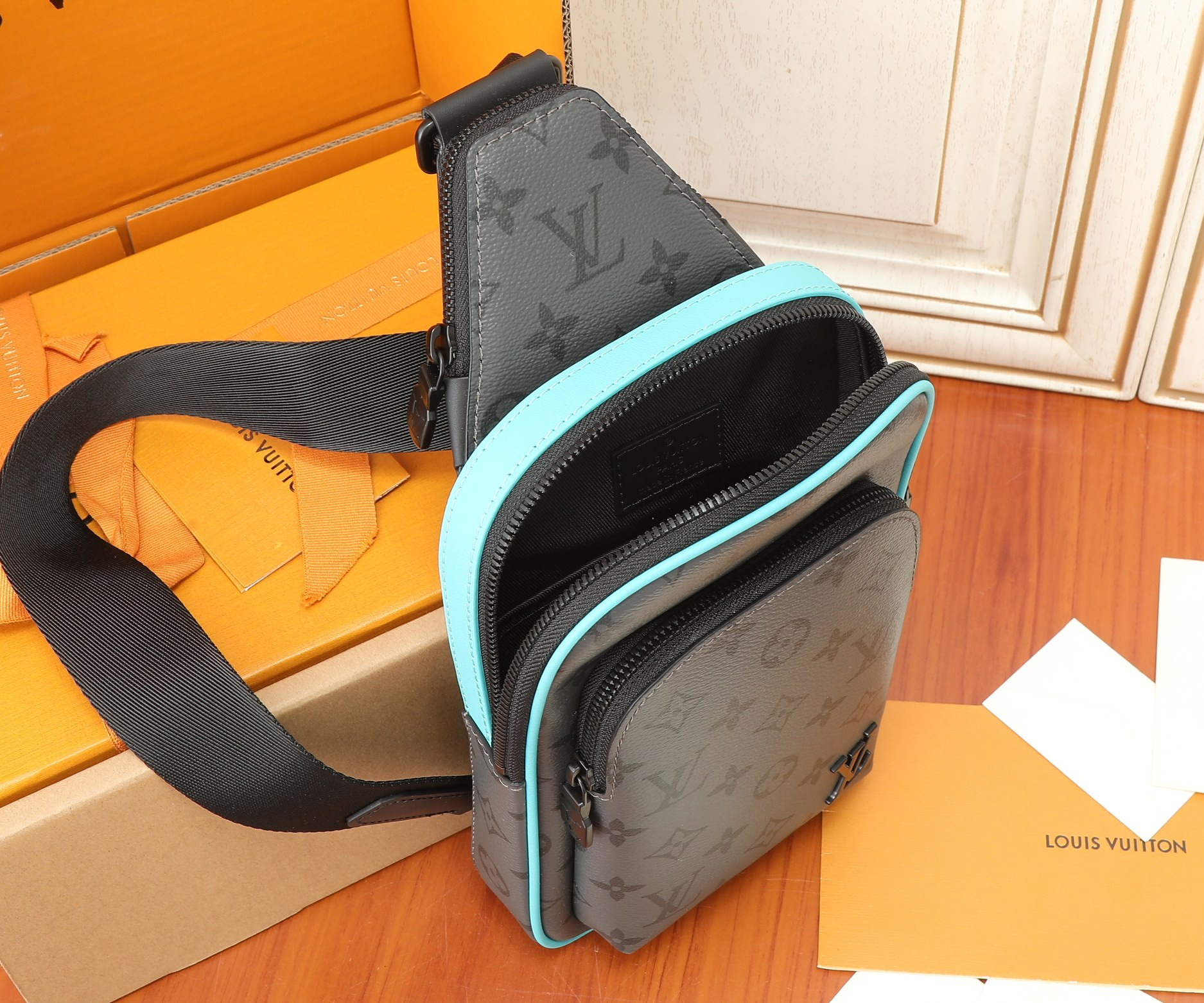 LV Avenue Slingbag PM M11703 6.3 x 13 x 2.2 inches