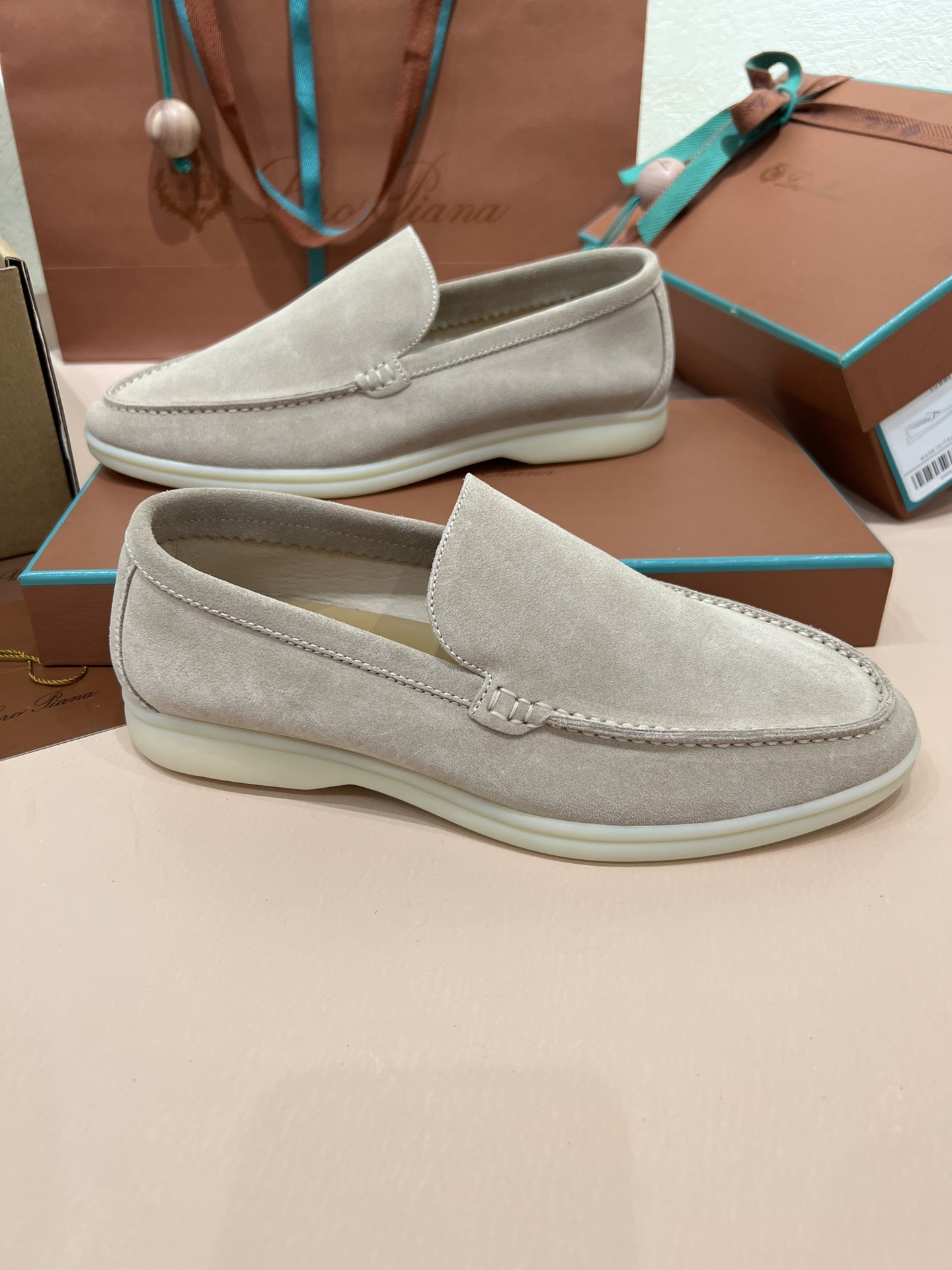 ua L**o p*ana summer walk loafers