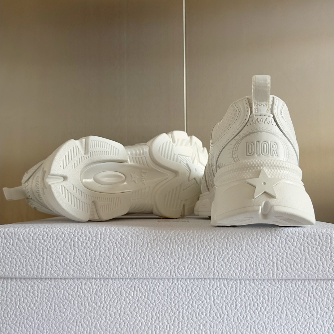 ua D*or chrono sneaker