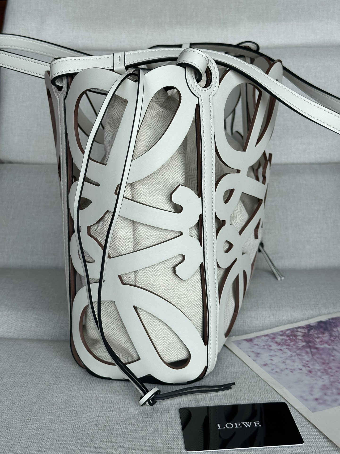 L0ew* anagram tote 32x27x11cm