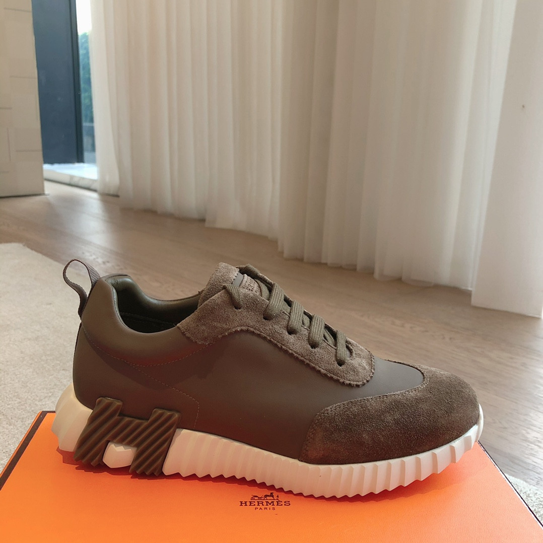 UA Hermès Bouncing Sneaker