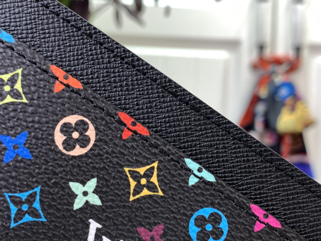 LV x TM Card Holder COMING SOON 11 x 7 x 0.5CM