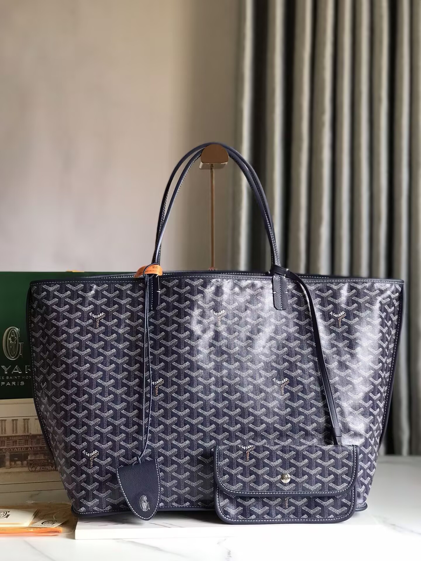 Goyard Anjou GM Bag 39x32x19cm