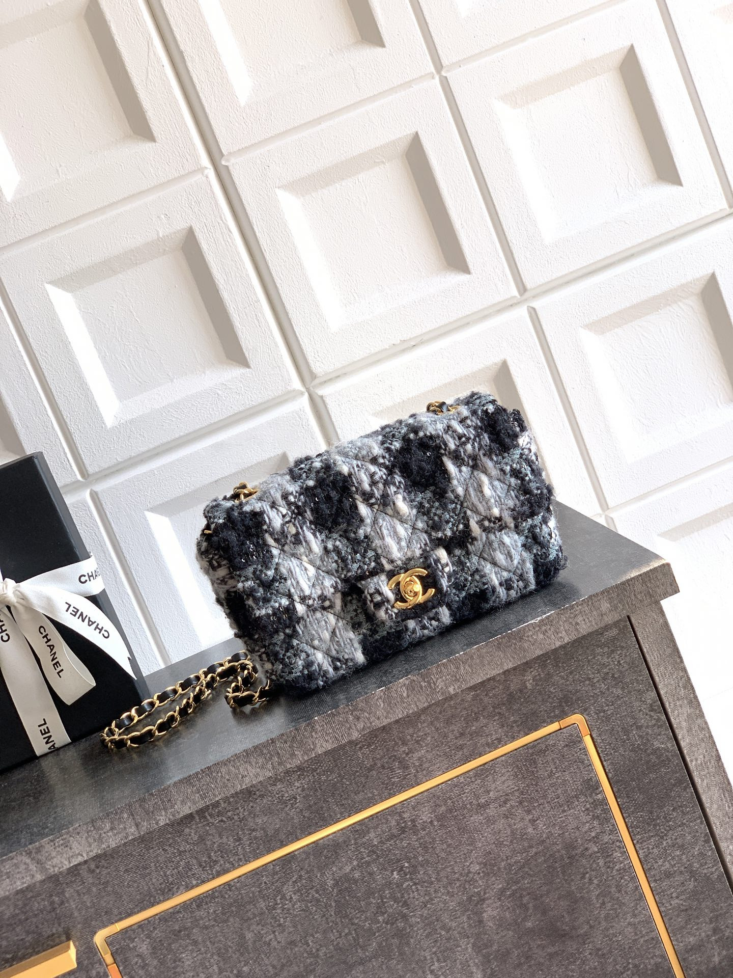 Chanel Mini Flap Bag 20x12x6cm