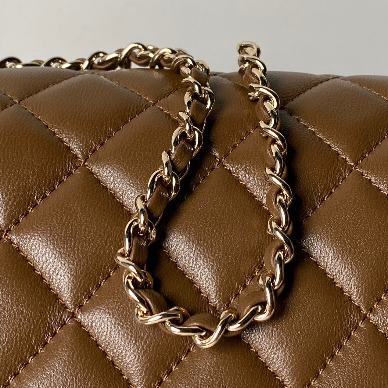 Chanel Classic Flap Handbag CF AS5756 14.5x23.5x7cm