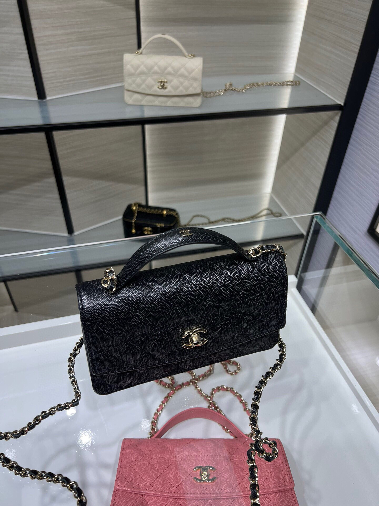 Chanel Mini Coco Handle Bag AP4402 19x11x6cm