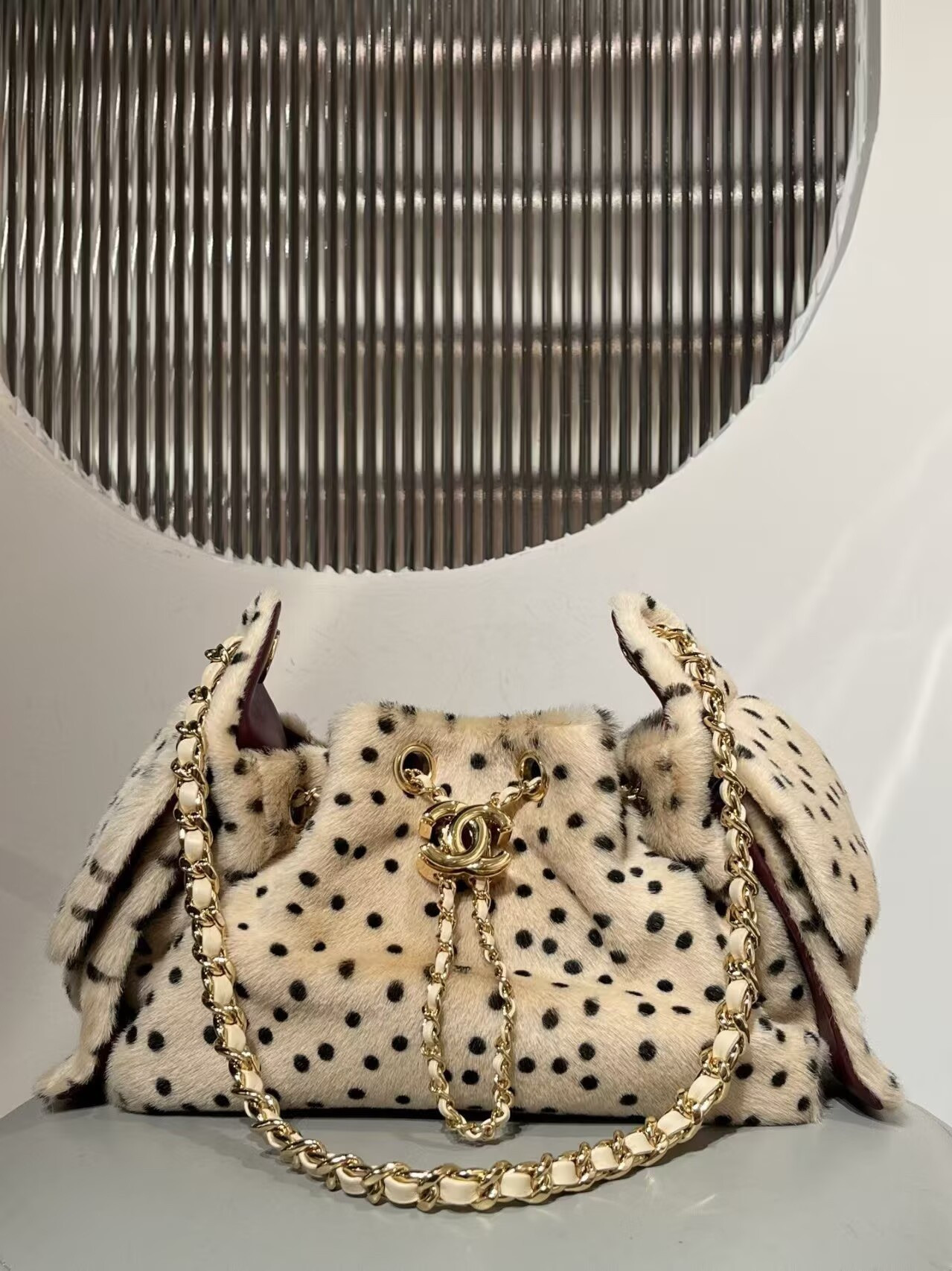 CHANEL 25C Bucket Bag 20x22x12.5cm