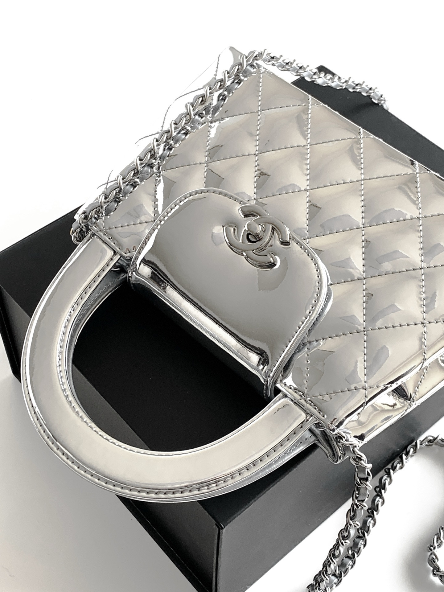 Chanel Kelly 19x13x7cm