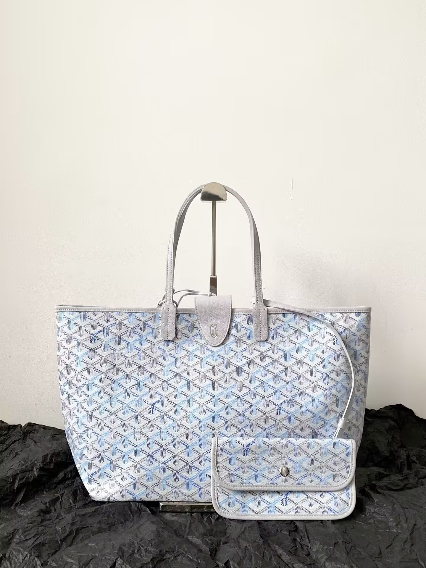 Goyard Saint Louis PM Bag 47x27x17cm
