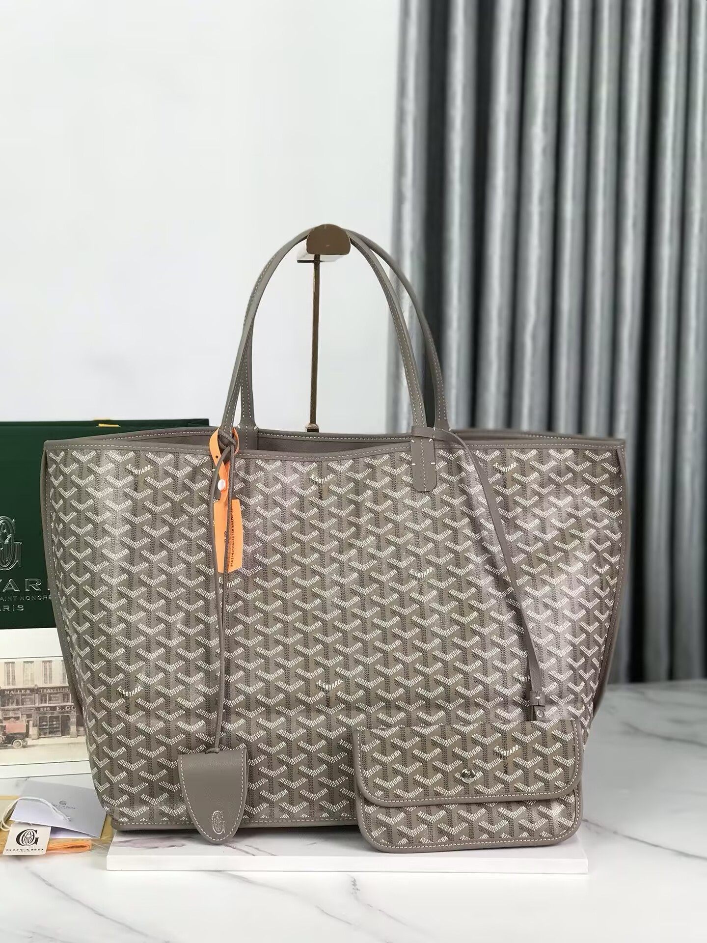 Goyard Anjou GM Bag 39x32x19cm