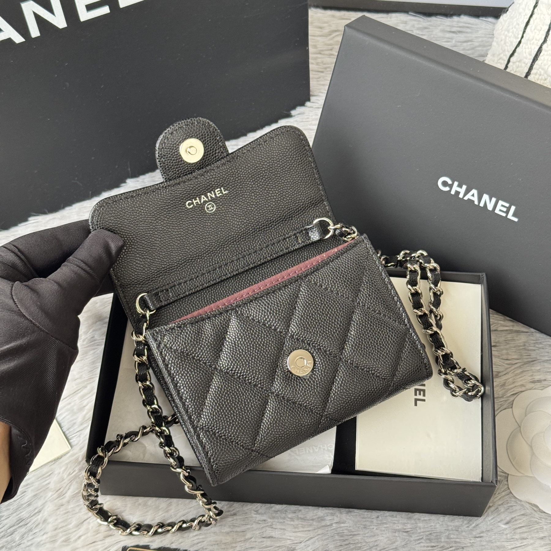 Chanel Wallet on Chain 8.5x12.5x2.5cm