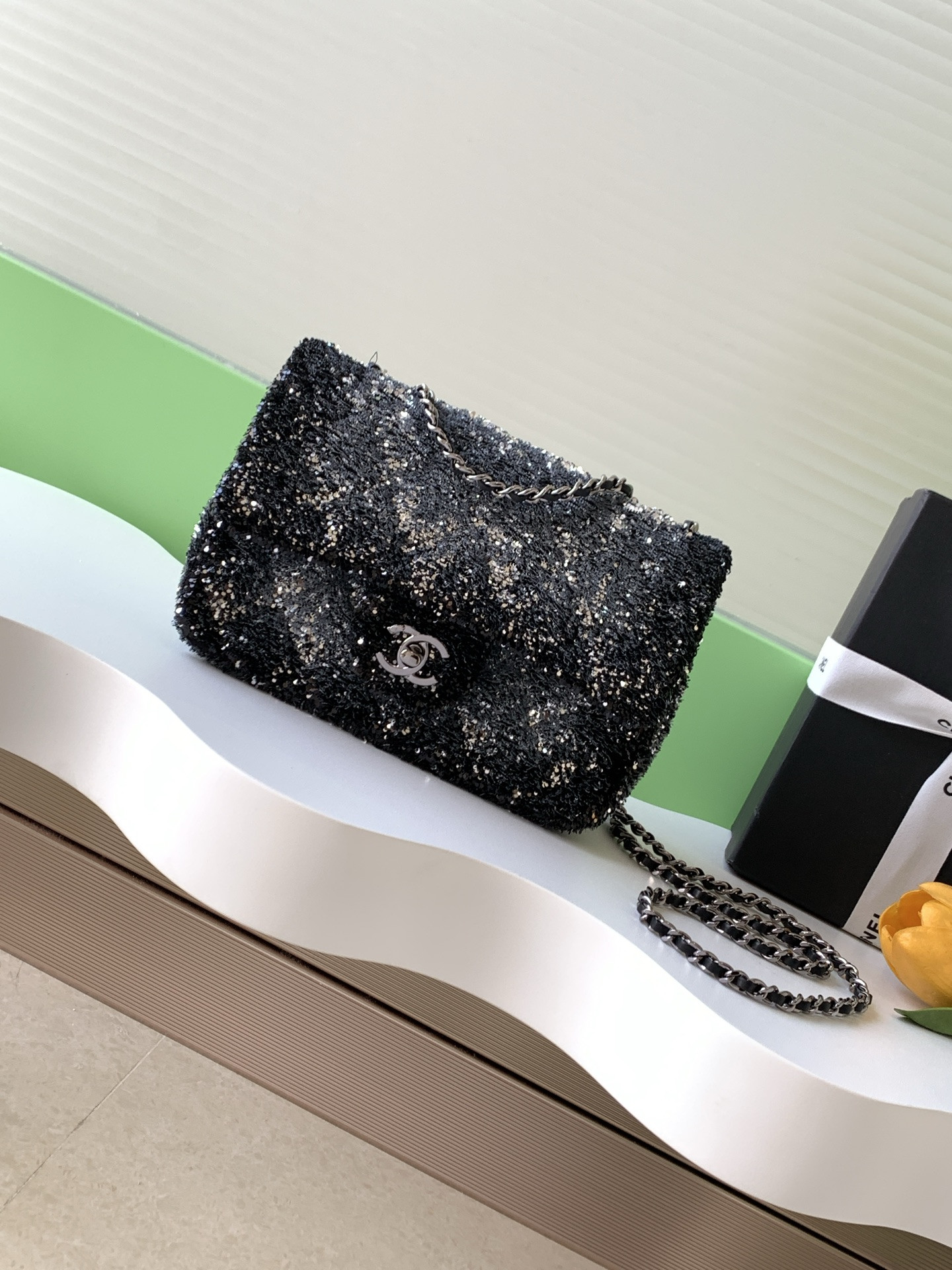 Chanel Flap Bag 21x14x8cm